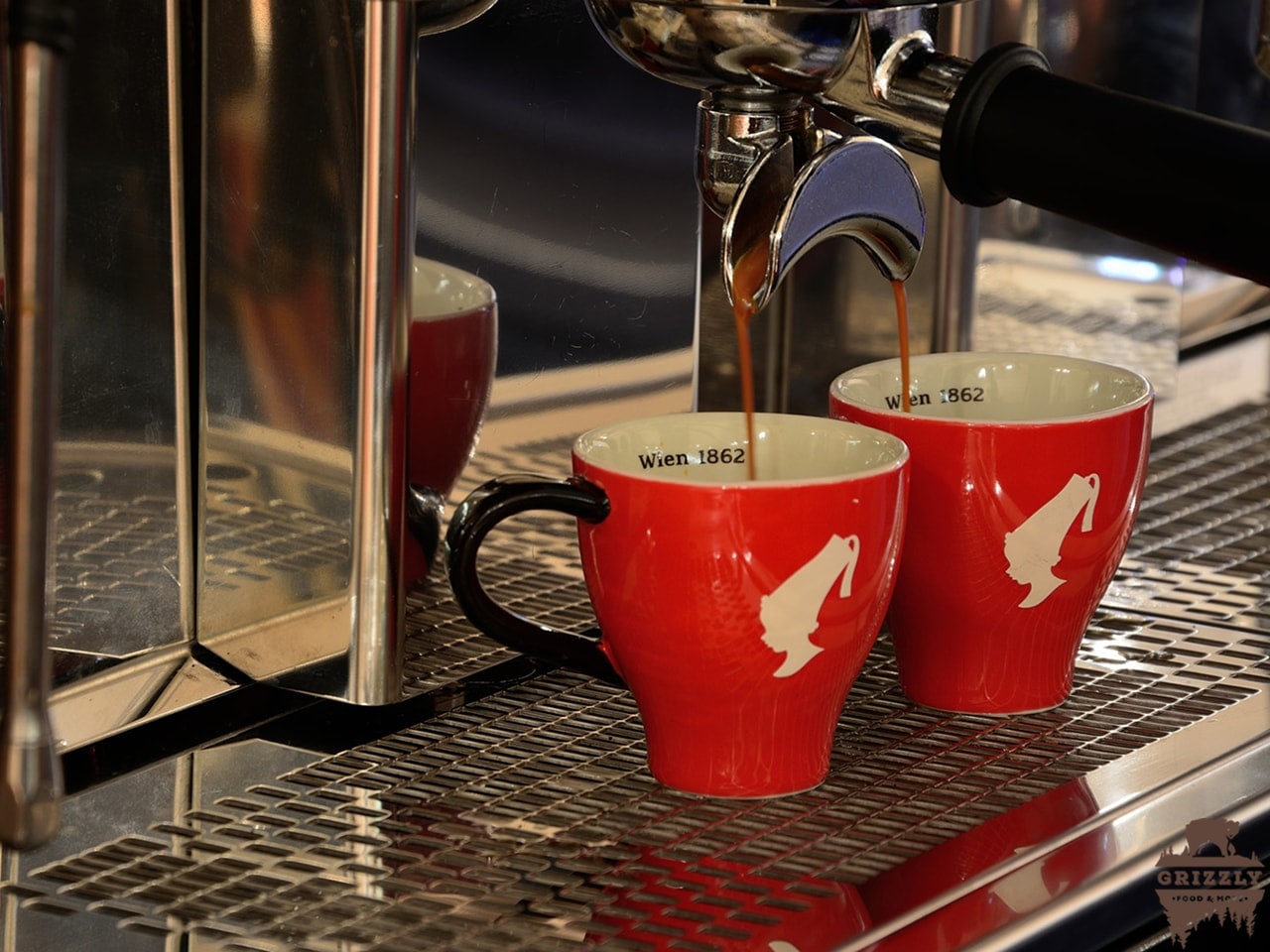 restaurant-grizzly-08@2x